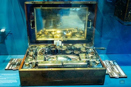 549 132 FRAGONARD-20240613-124743-FAYENCE-018 1875-1250