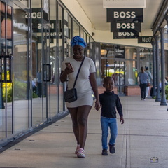 841 182 TROYES MAGASINS USINES-20240624-150140-FAYENCE-035 1250-1250