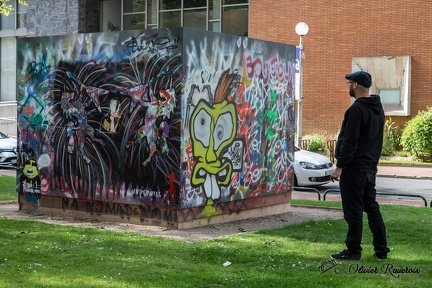 20190510-170510 SCENE DE RUE